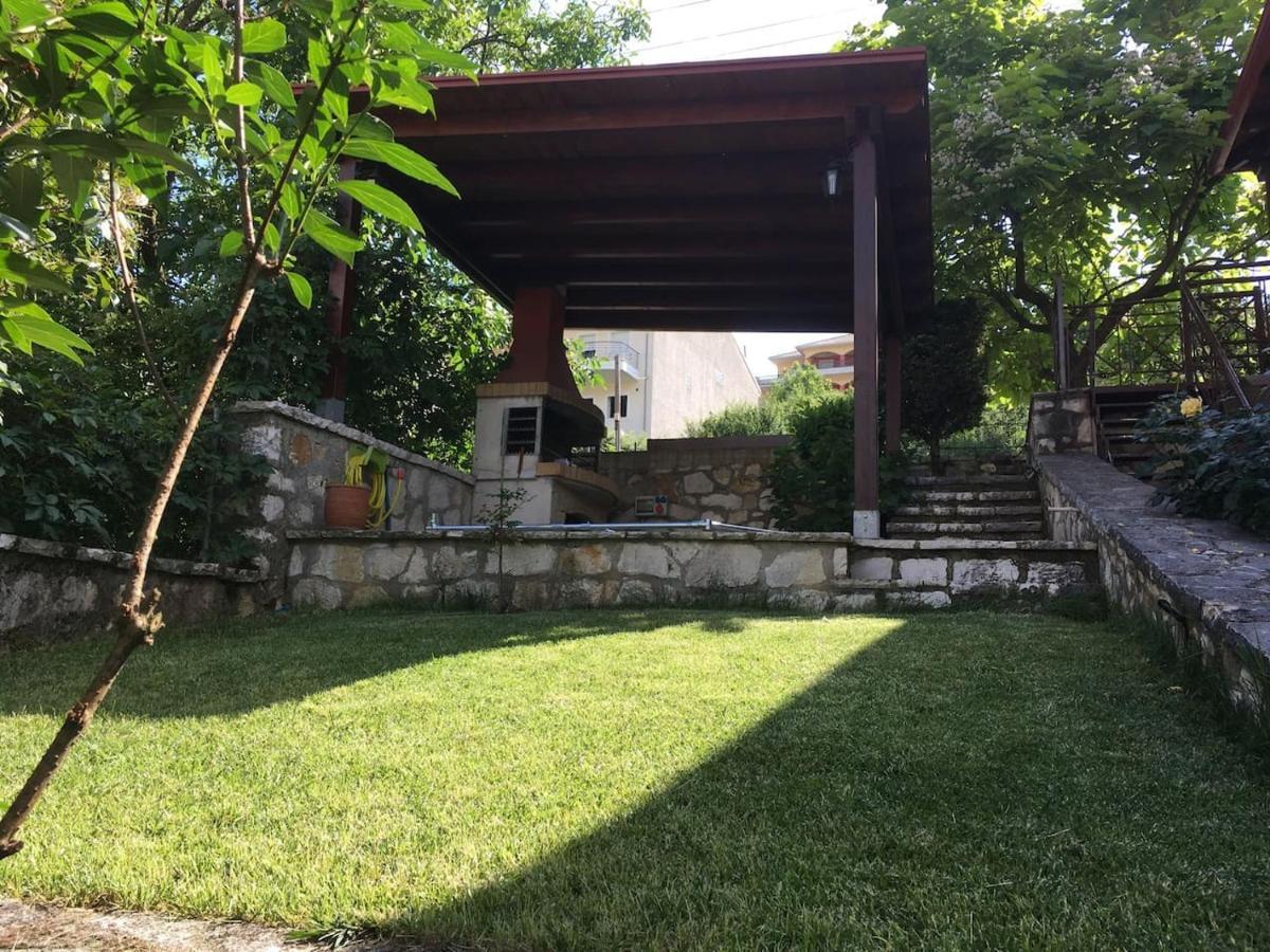 Wooden House In Ioannina Lägenhet Exteriör bild